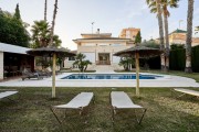 CHALET - AVDA COSTABLANCA-CABO (ALICANTE)